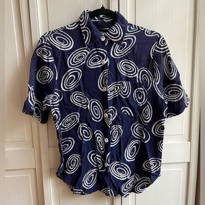 Funky vintage button up with swirl buttons and pattern
